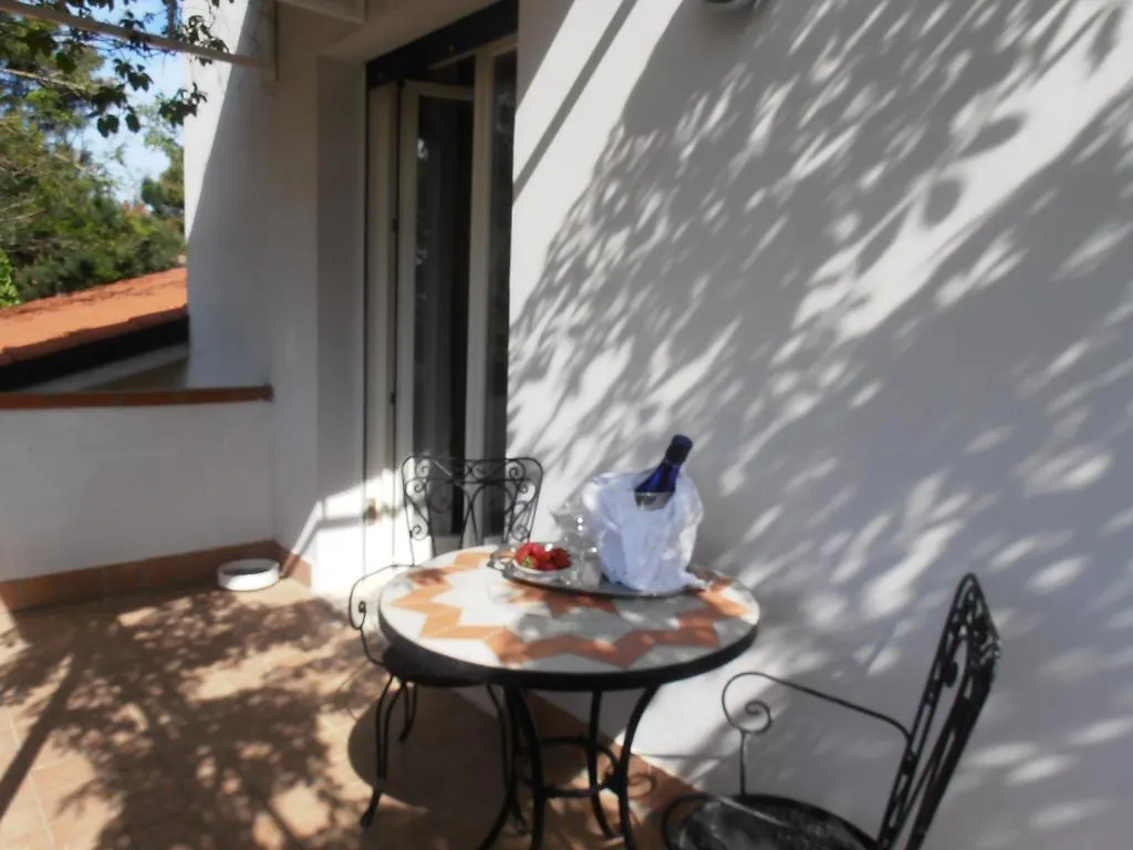 فندق مبيت وإفطار مارينا روميا B&B Amici Miei