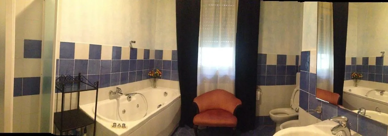 فندق مبيت وإفطار مارينا روميا B&B Amici Miei