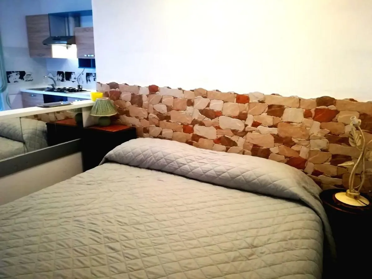 مارينا روميا B&B Amici Miei 0*, مارينا روميا